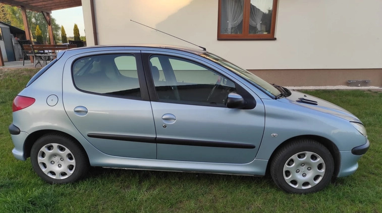 Peugeot 206 cena 12000 przebieg: 121000, rok produkcji 2005 z Biała Rawska małe 154